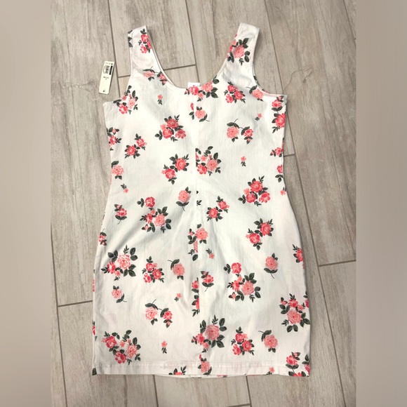 Dress sleeveless with flowers - Picture 3 of 3